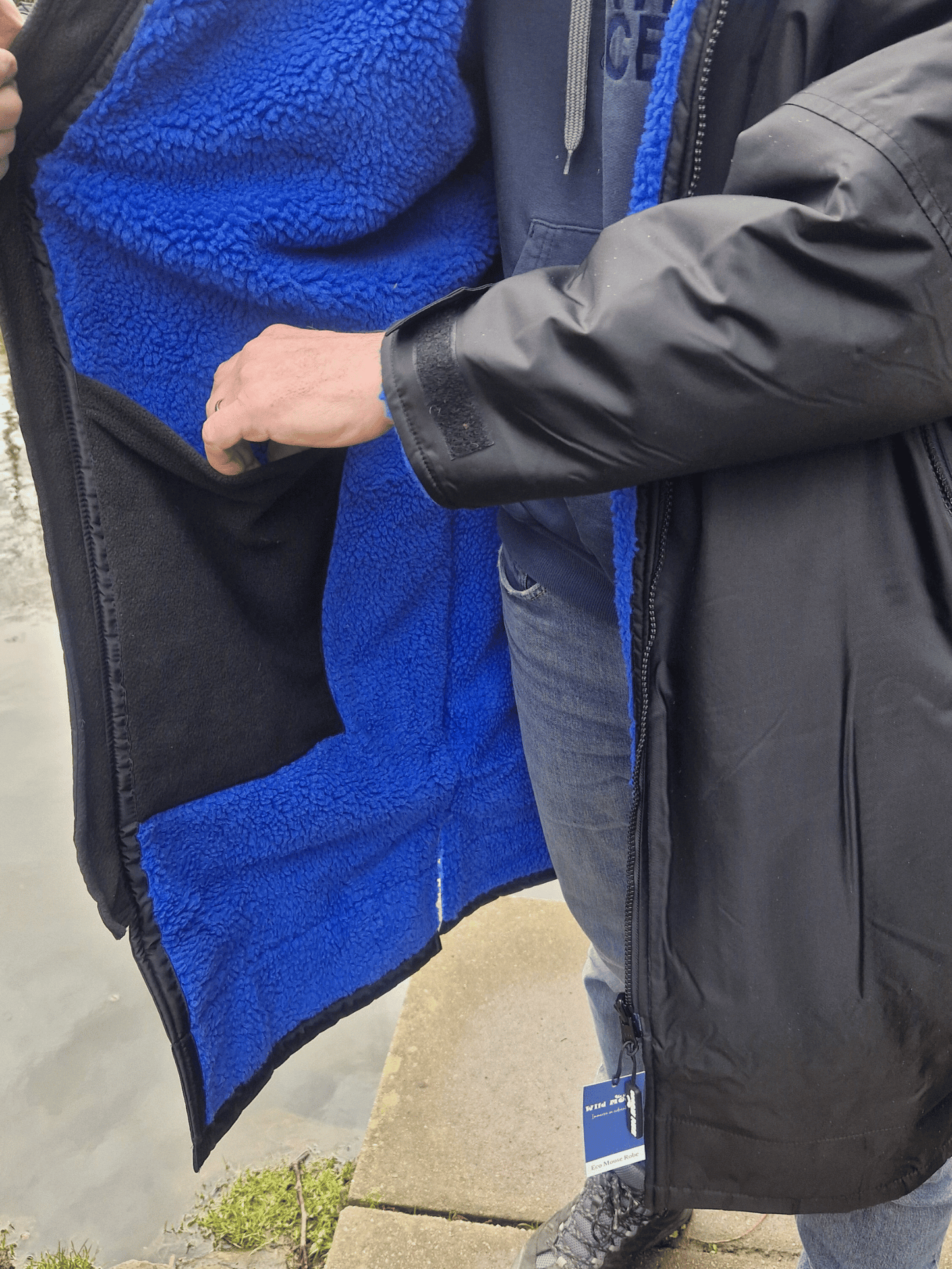Electric Moose Eco - long sleeve changing robe - black/electric blue