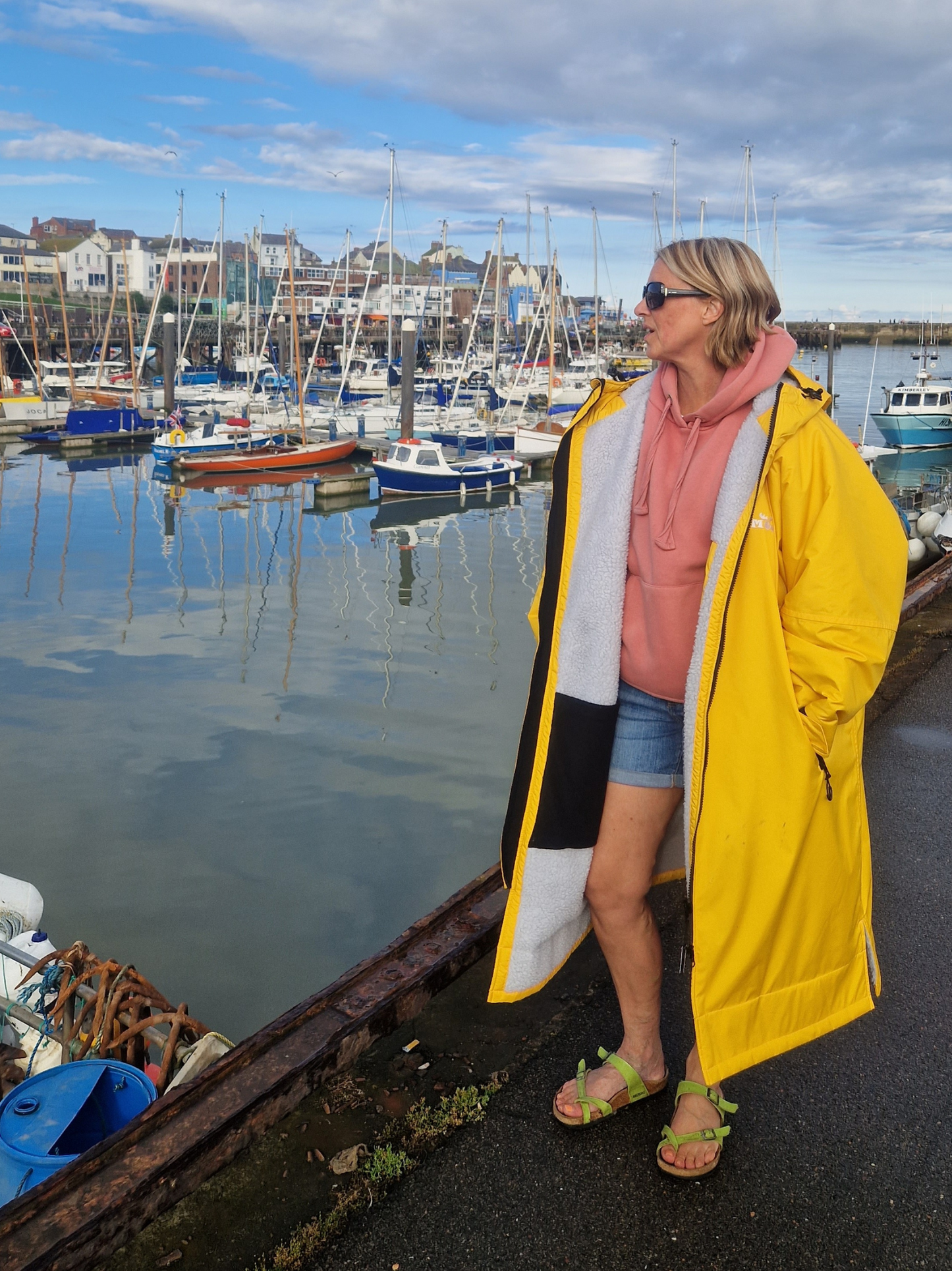 Mango Moose Eco - long sleeve changing robe - vibrant yellow/pale grey
