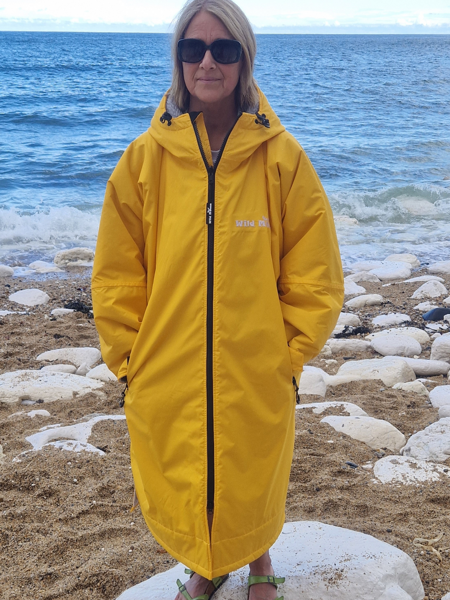 Mango Moose Eco - long sleeve changing robe - vibrant yellow/pale grey