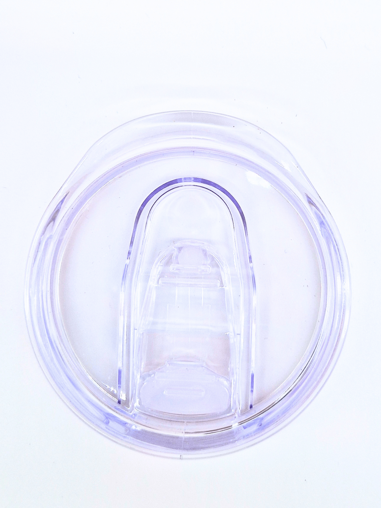 lid of one of the brightly coloured 12oz wine tumblers