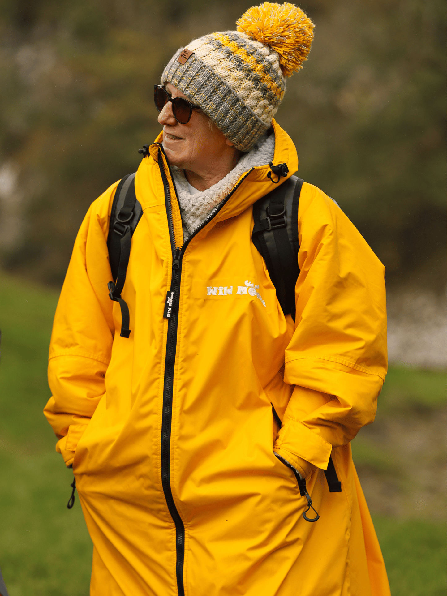 Mango Moose Eco - long sleeve changing robe - vibrant yellow/pale grey