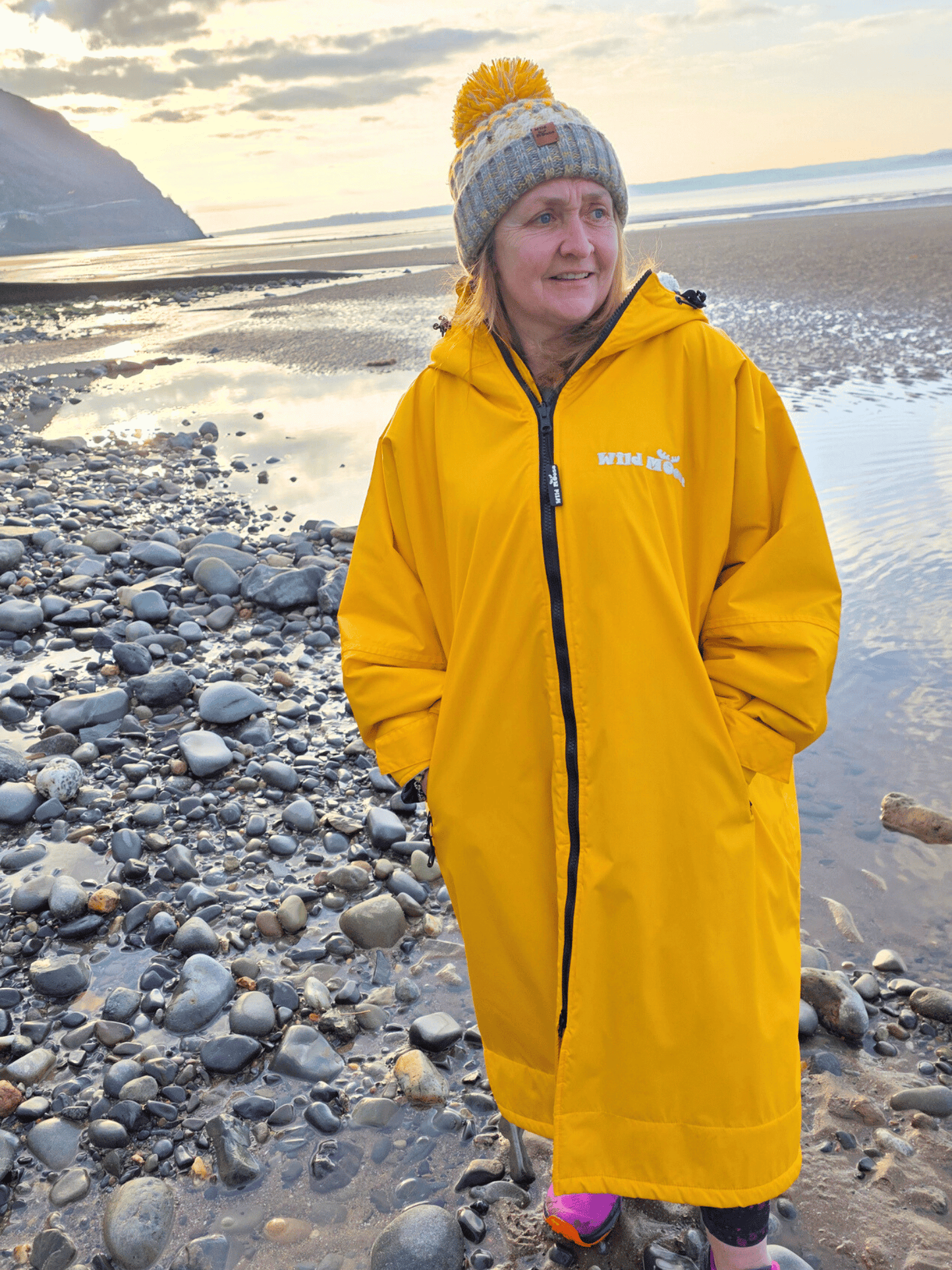 Yellow / Pale Grey Changing Robe