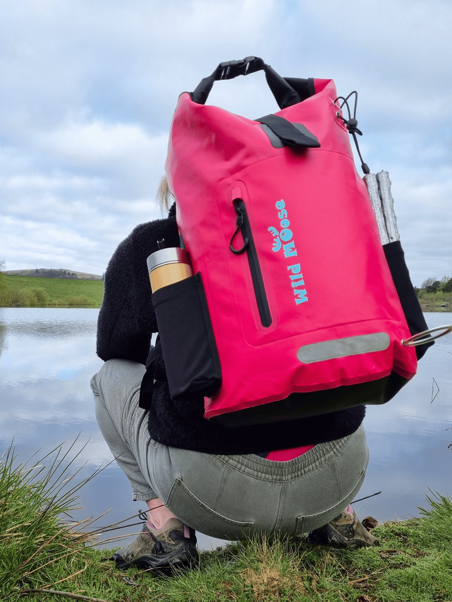 Caribou waterproof backpack     45L - hot pink