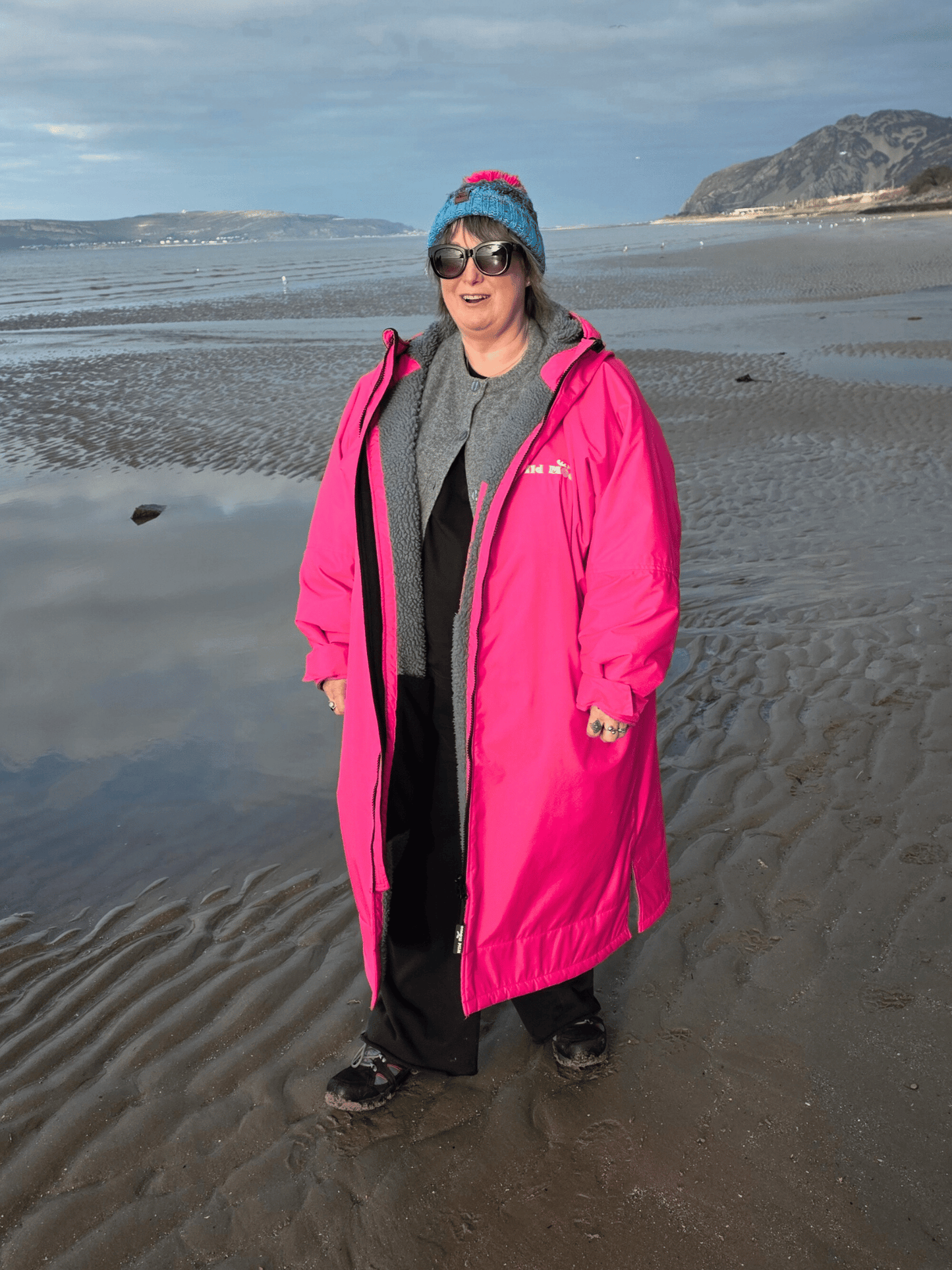 Bloomin' Moose Eco - long sleeve changing robe -  vivid pink/dark grey