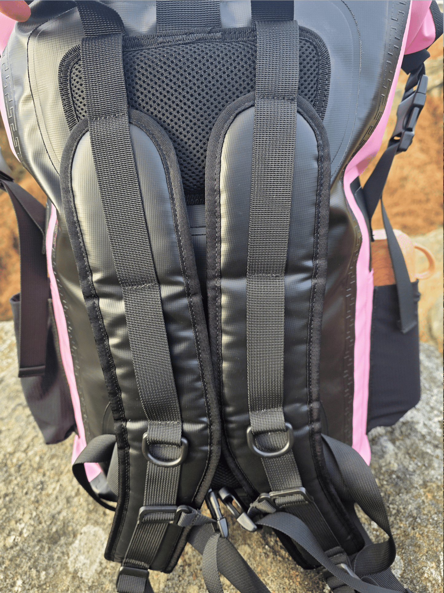 Caribou waterproof backpack  45L - blossom pink