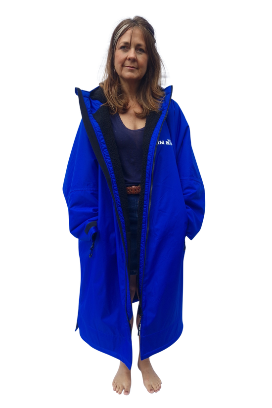 Wild Moose Long Sleeve Adult Changing Robe waterproof and warm