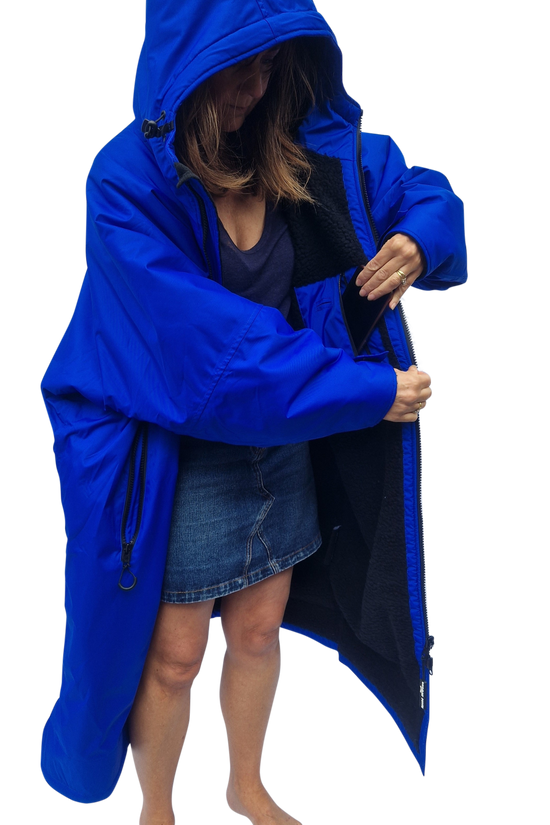 Wild Moose Long Sleeve Adult Changing Robe waterproof and warm