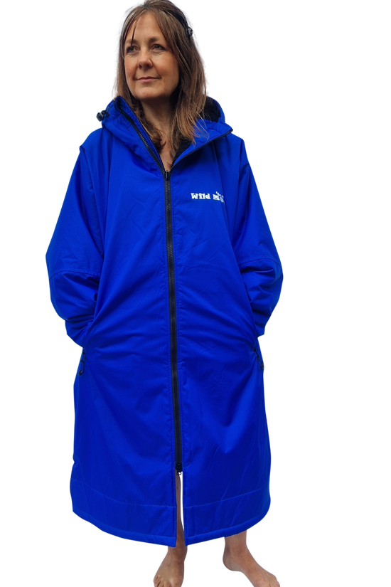 Wild Moose Long Sleeve Adult Changing Robe waterproof and warm